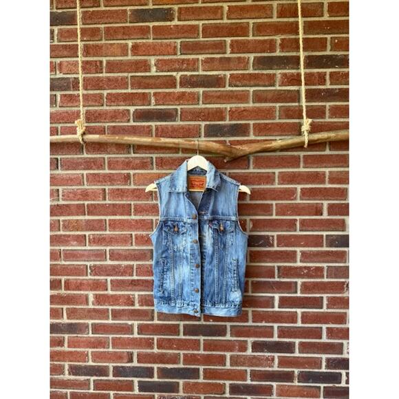 Levi's Denim Jean Vest - Size XS - Picture 3 of 5
